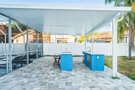 811 Sandcastle Circle Brandon FL 33511