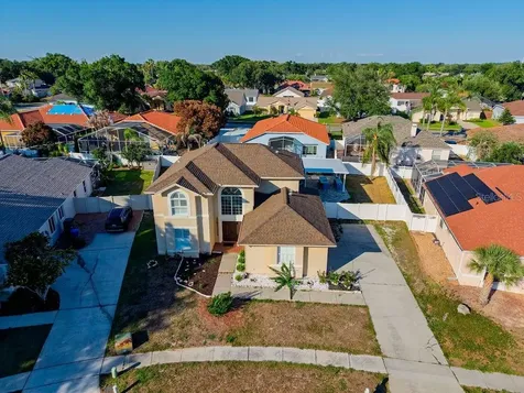 811 Sandcastle Circle Brandon FL 33511