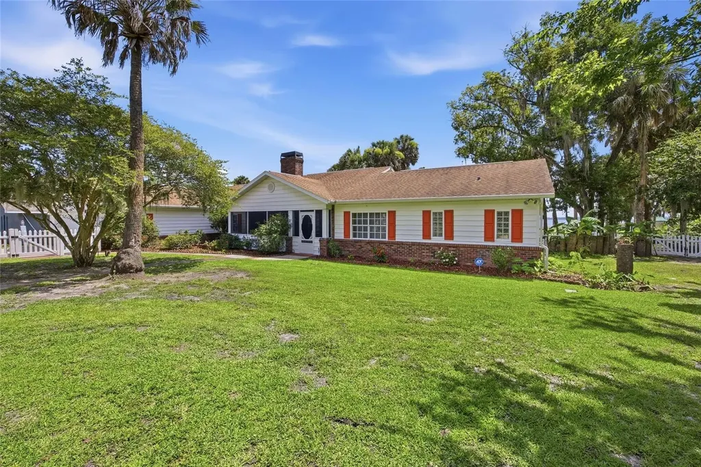 1100 N Palmetto Street Leesburg FL 34748