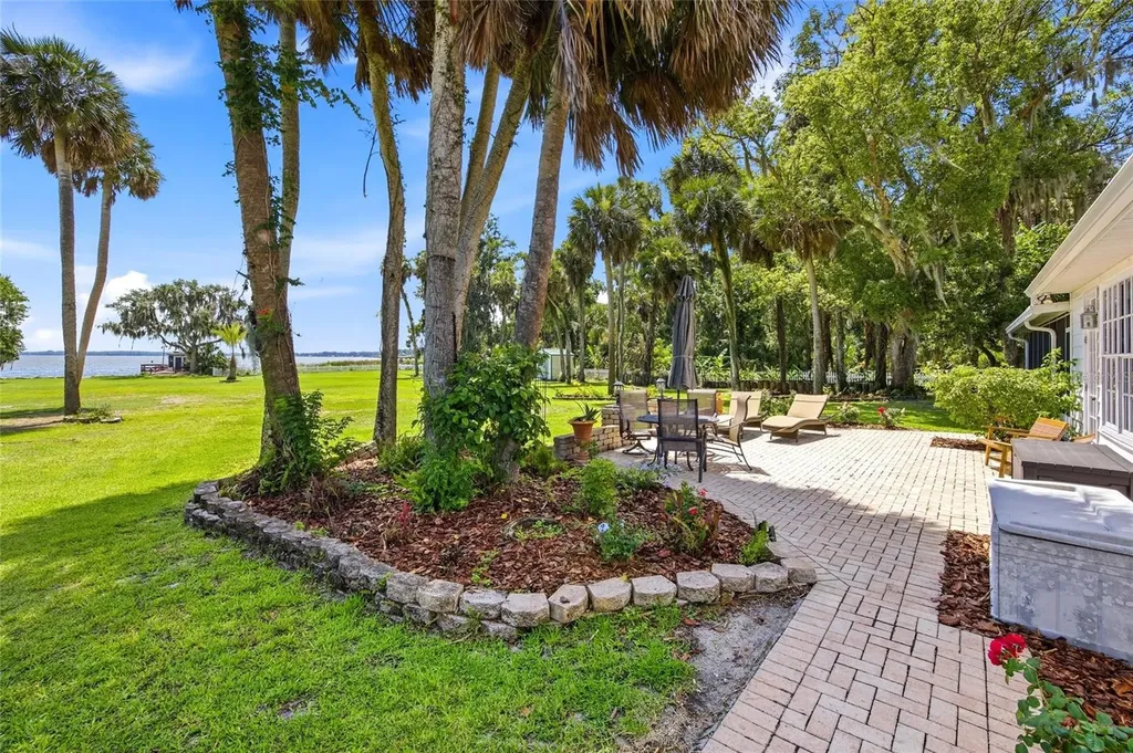 1100 N Palmetto Street Leesburg FL 34748
