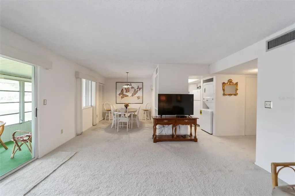 557 Midway Drive Ocala FL 34472