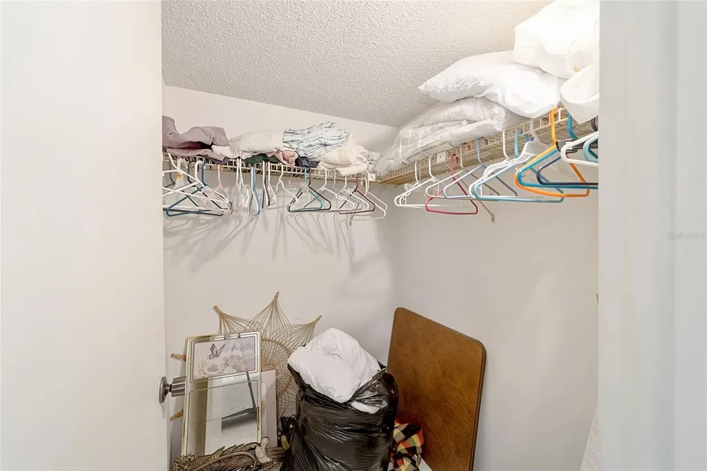 557 Midway Drive Ocala FL 34472