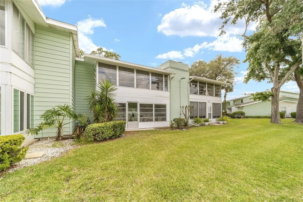 557 Midway Drive Ocala FL 34472