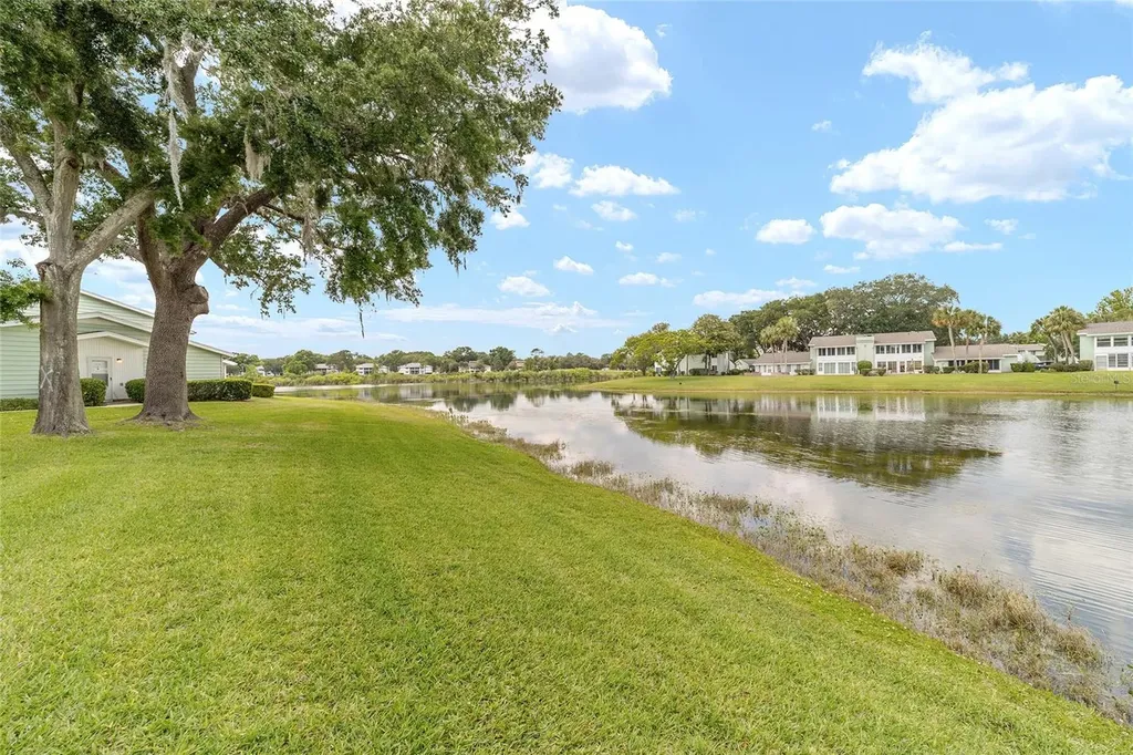 557 Midway Drive Ocala FL 34472