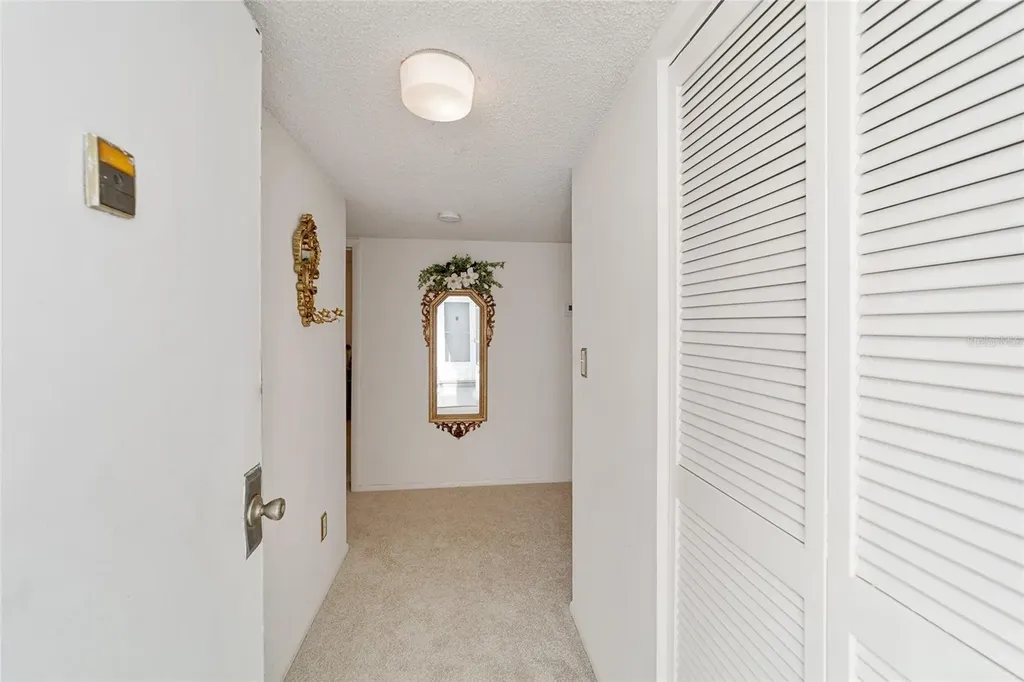 557 Midway Drive Ocala FL 34472