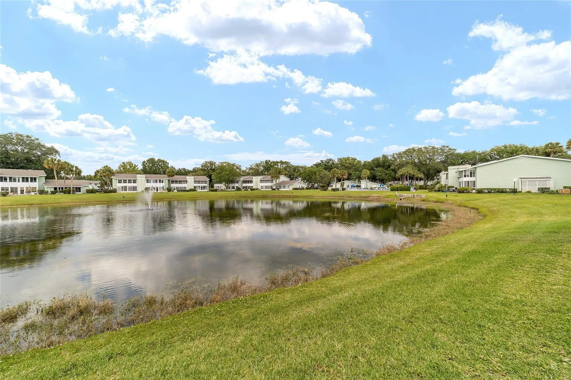 557 Midway Drive Ocala FL 34472
