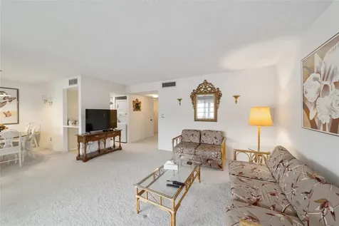 557 Midway Drive Ocala FL 34472