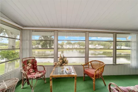 557 Midway Drive Ocala FL 34472