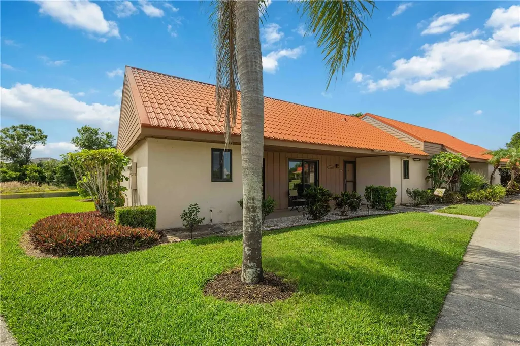6567 Draw Lane Sarasota FL 34238