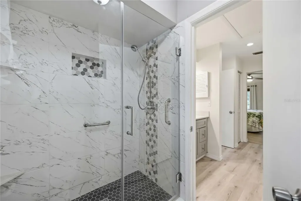 6567 Draw Lane Sarasota FL 34238