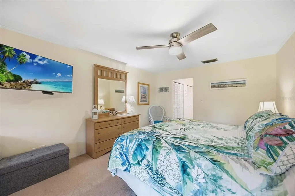 6567 Draw Lane Sarasota FL 34238