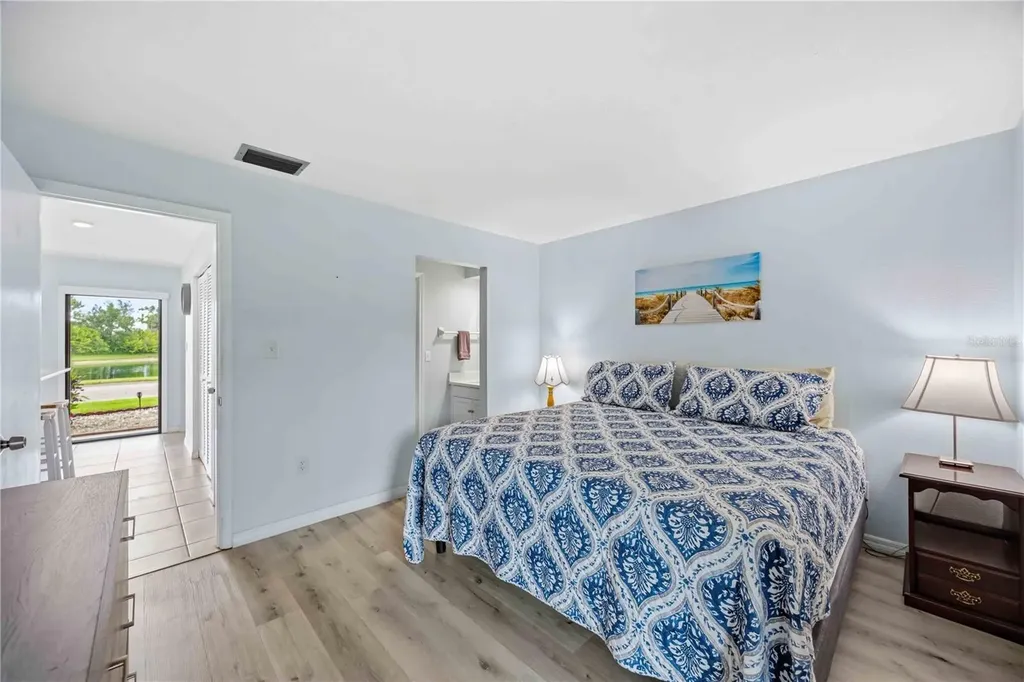 6567 Draw Lane Sarasota FL 34238
