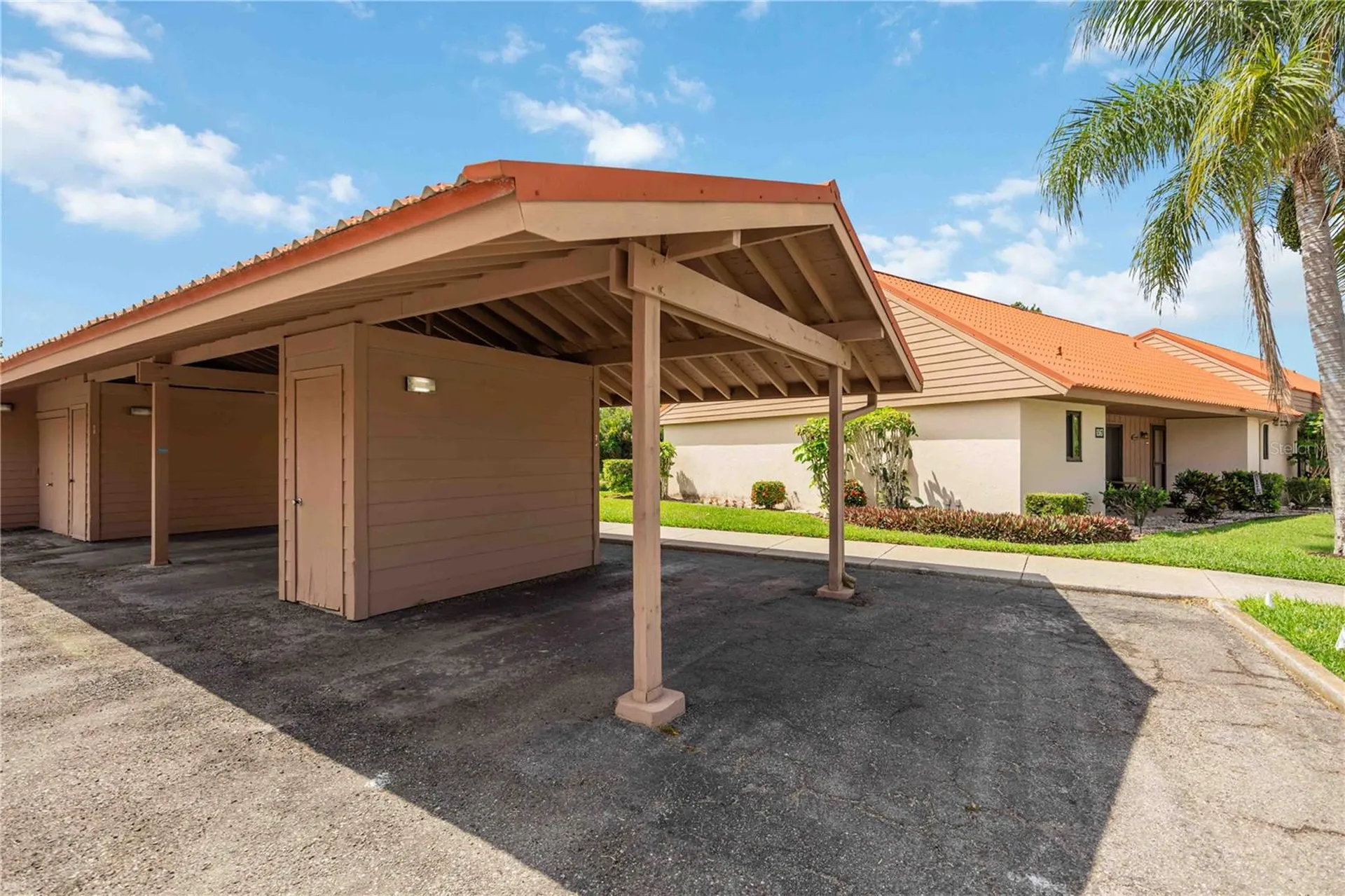 6567 Draw Lane Sarasota FL 34238