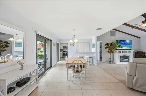 6567 Draw Lane Sarasota FL 34238