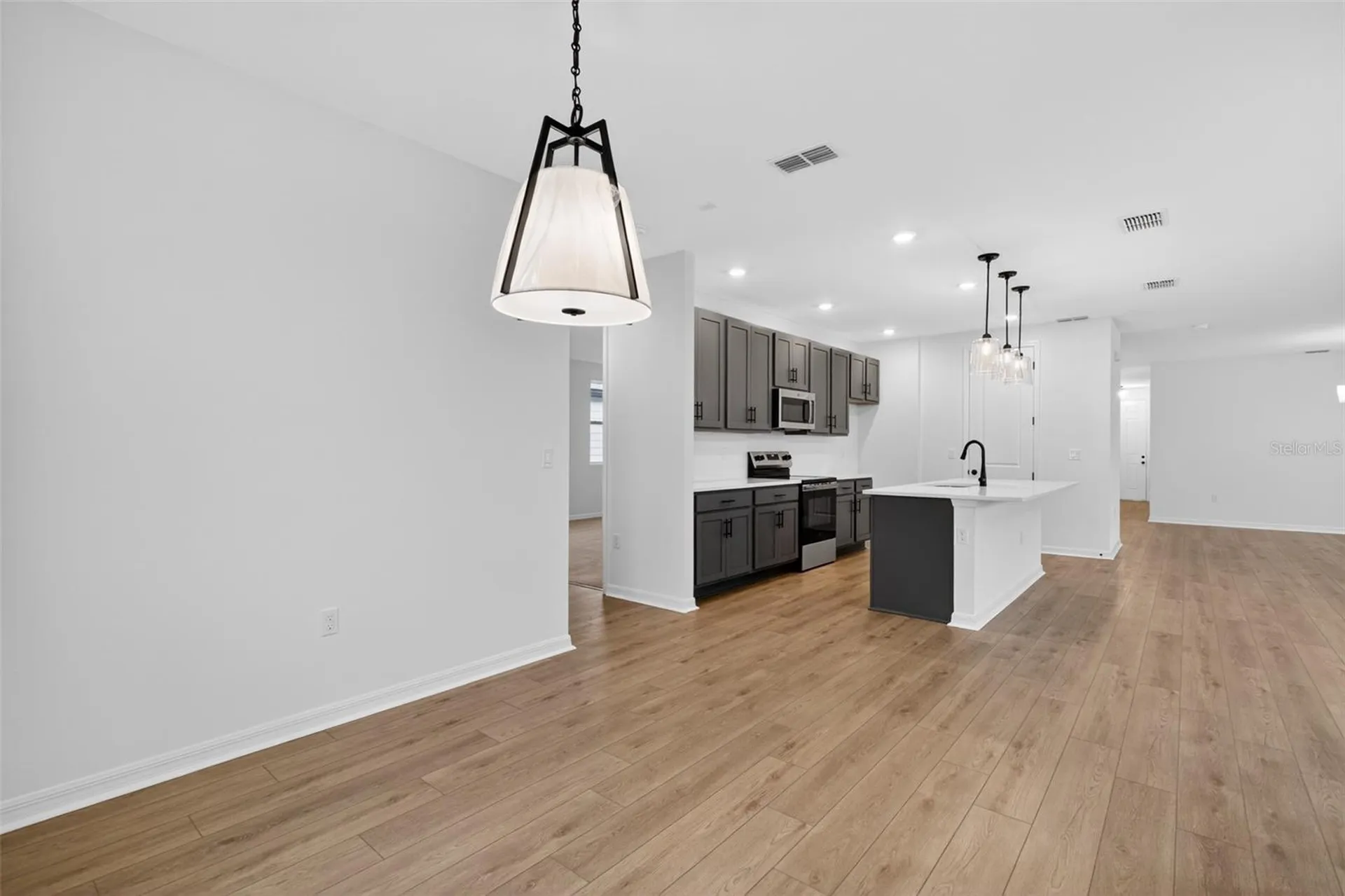 30119 Emerald Forest Mount Dora FL 32757