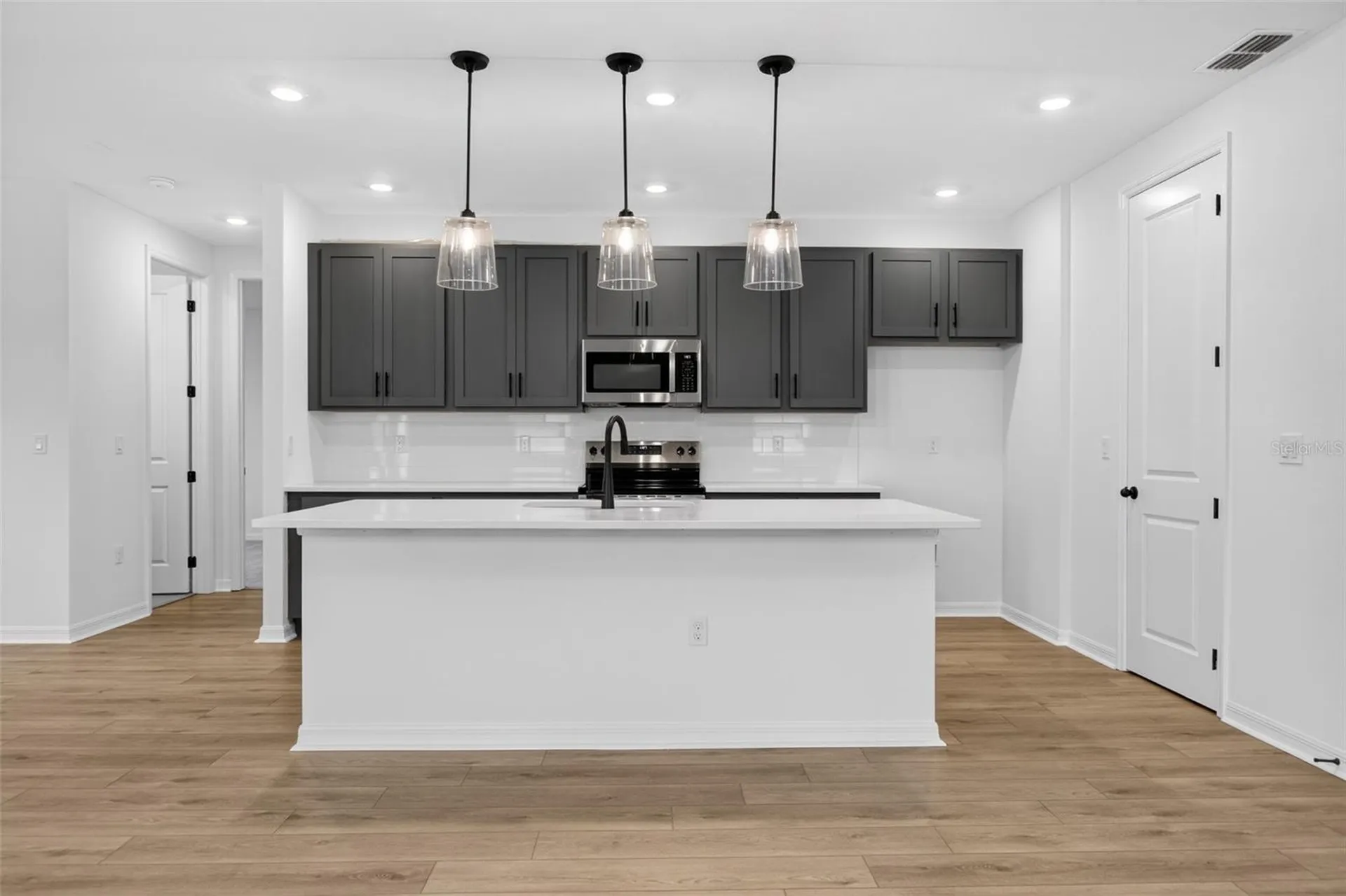 30119 Emerald Forest Mount Dora FL 32757
