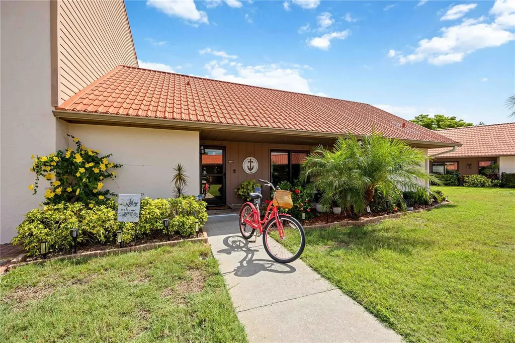 6507 Draw Lane Sarasota FL 34238