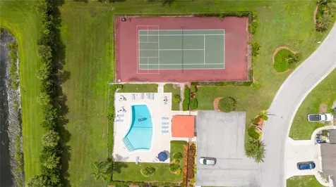 6507 Draw Lane Sarasota FL 34238