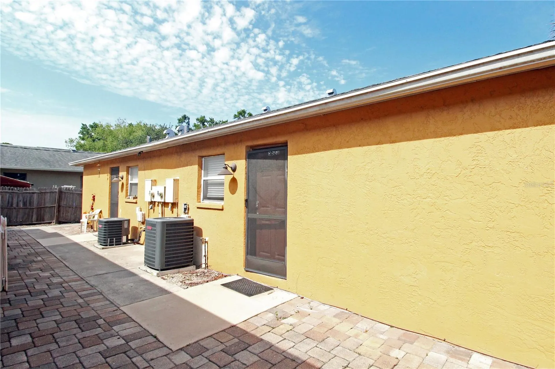 864 Hand Avenue Sarasota FL 34232