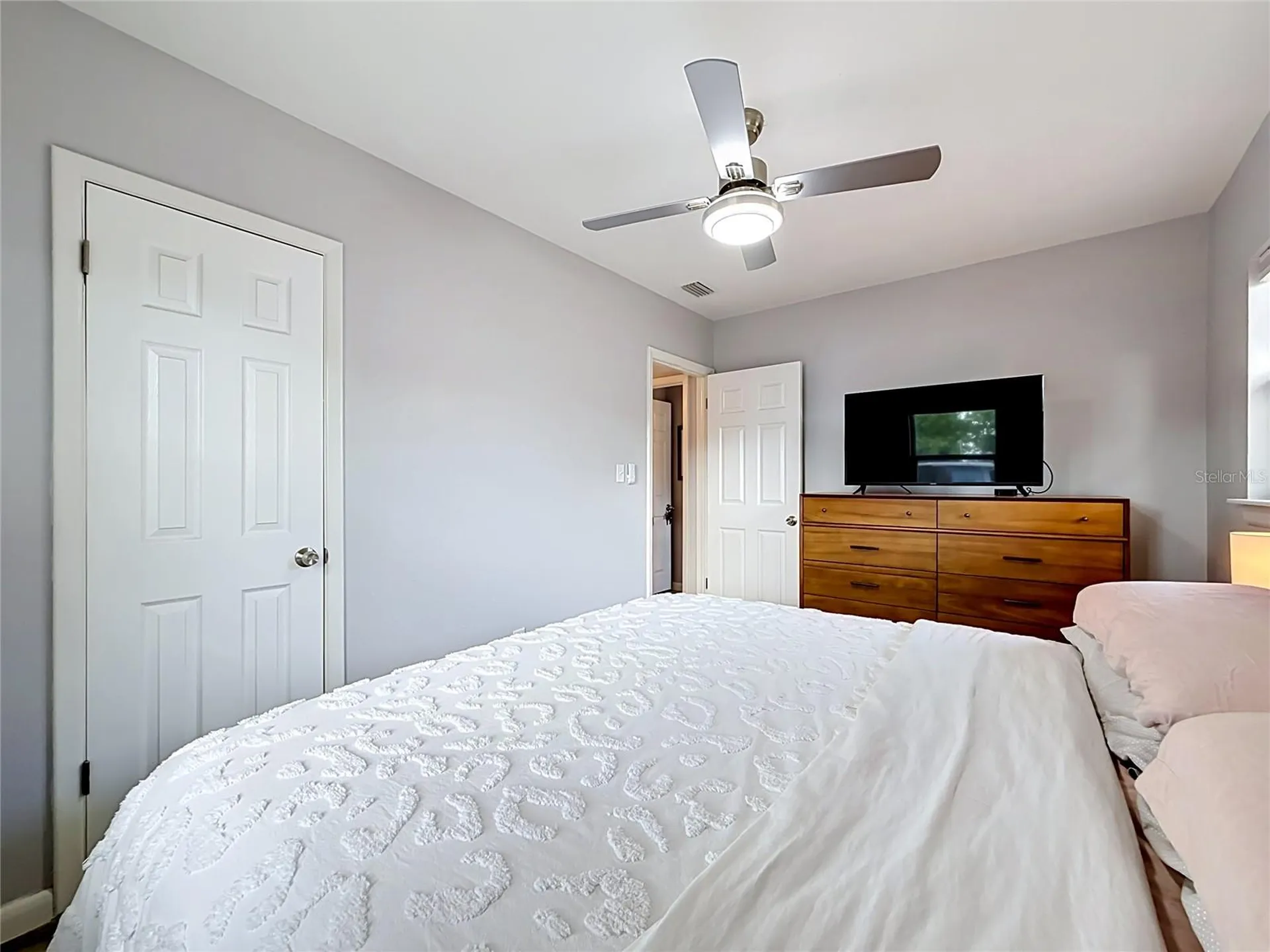 3260 56th Street N St Petersburg FL 33710