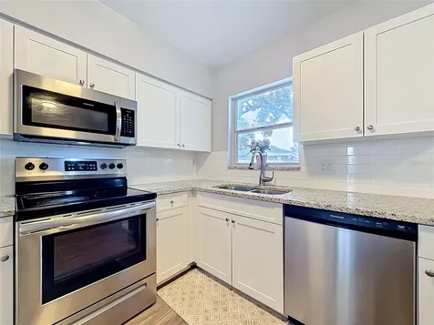 3260 56th Street N St Petersburg FL 33710