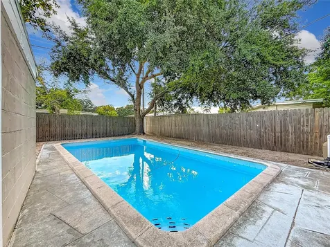 3260 56th Street N St Petersburg FL 33710
