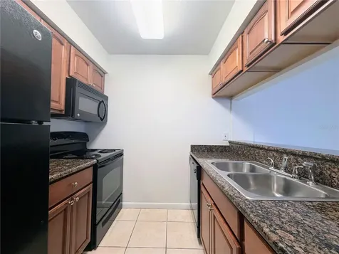 5440 S Macdill Avenue Tampa FL 33611