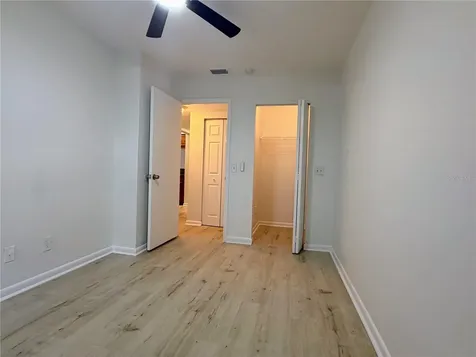 5440 S Macdill Avenue Tampa FL 33611