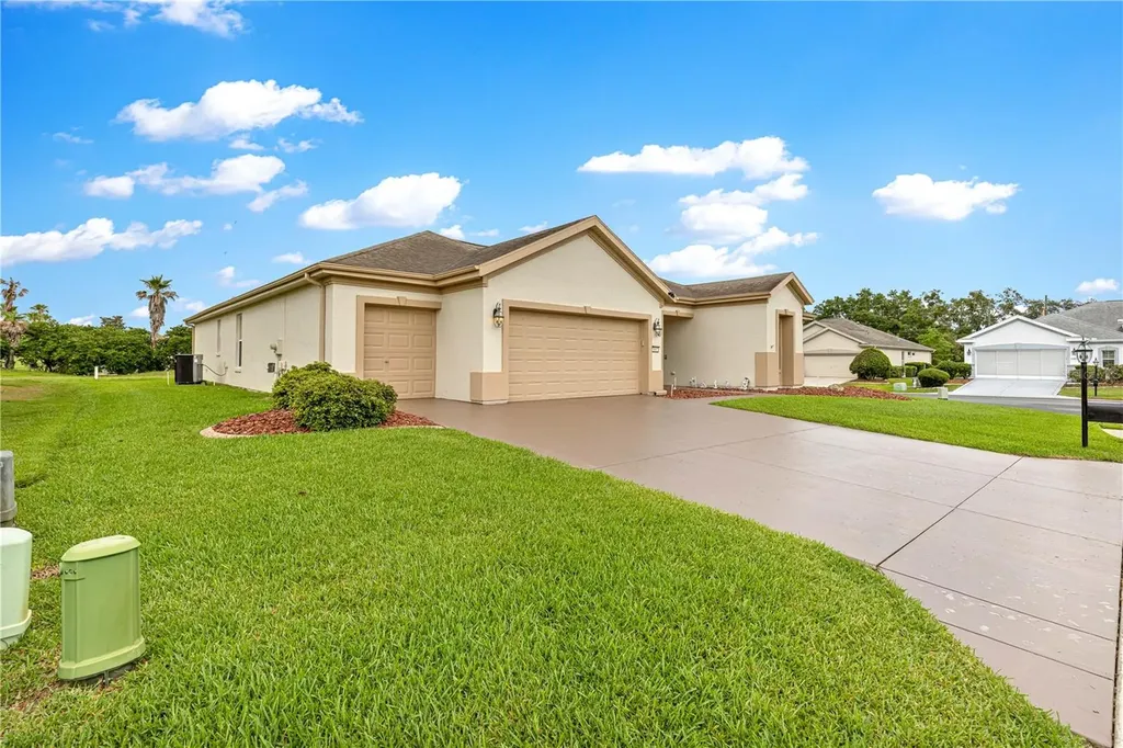 9687 SE 137th Street Road Summerfield FL 34491