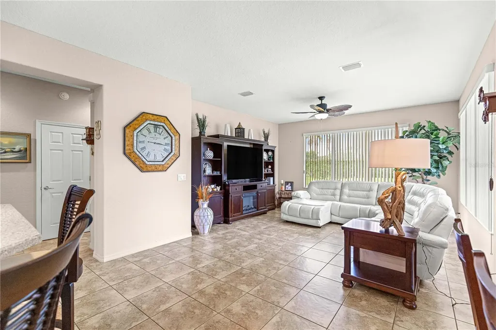 9687 SE 137th Street Road Summerfield FL 34491