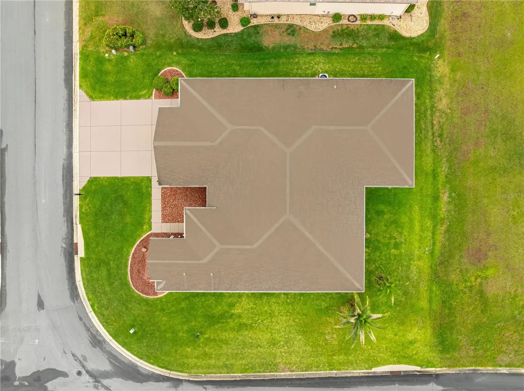 9687 SE 137th Street Road Summerfield FL 34491