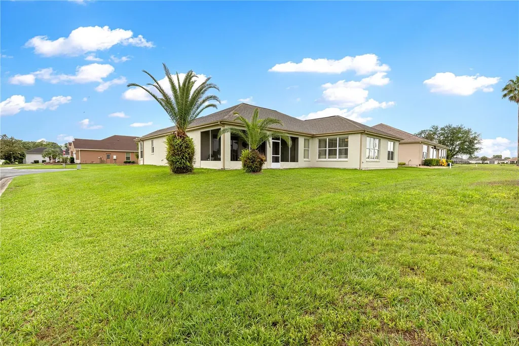 9687 SE 137th Street Road Summerfield FL 34491