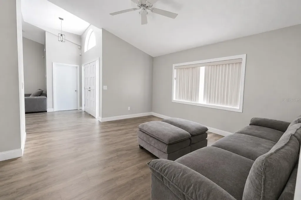 10 Falls Place Palm Coast FL 32137
