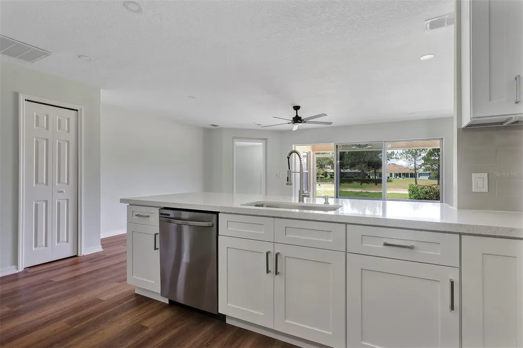 26922 White Plains Way Leesburg FL 34748