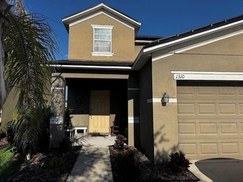 1310 Trailwater Street Ruskin FL 33570