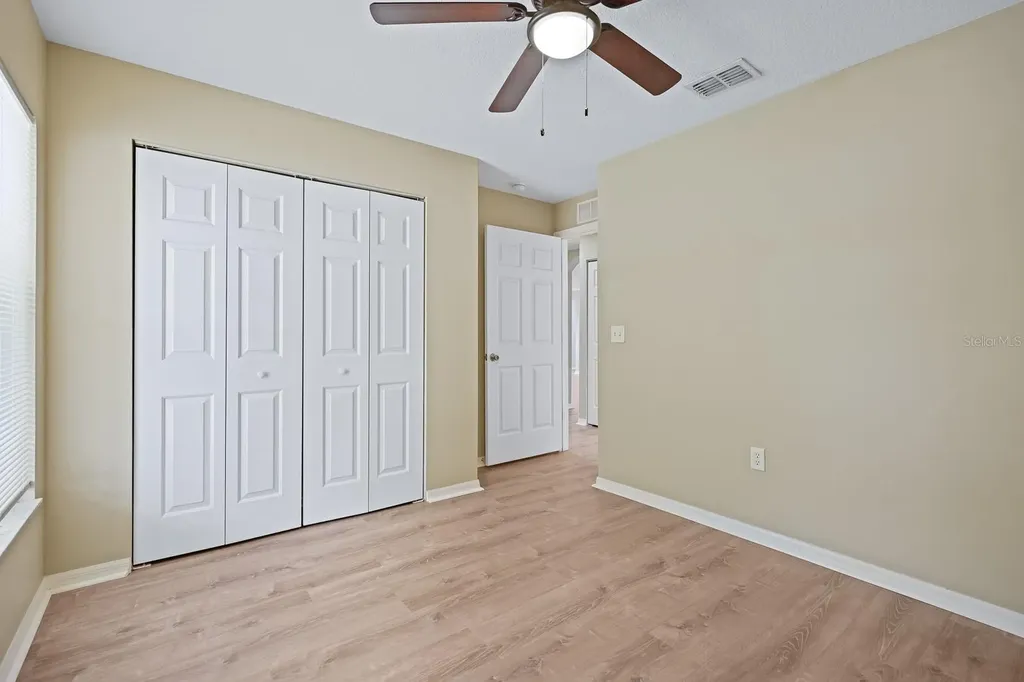 2106 Pleasant View Avenue Ruskin FL 33570