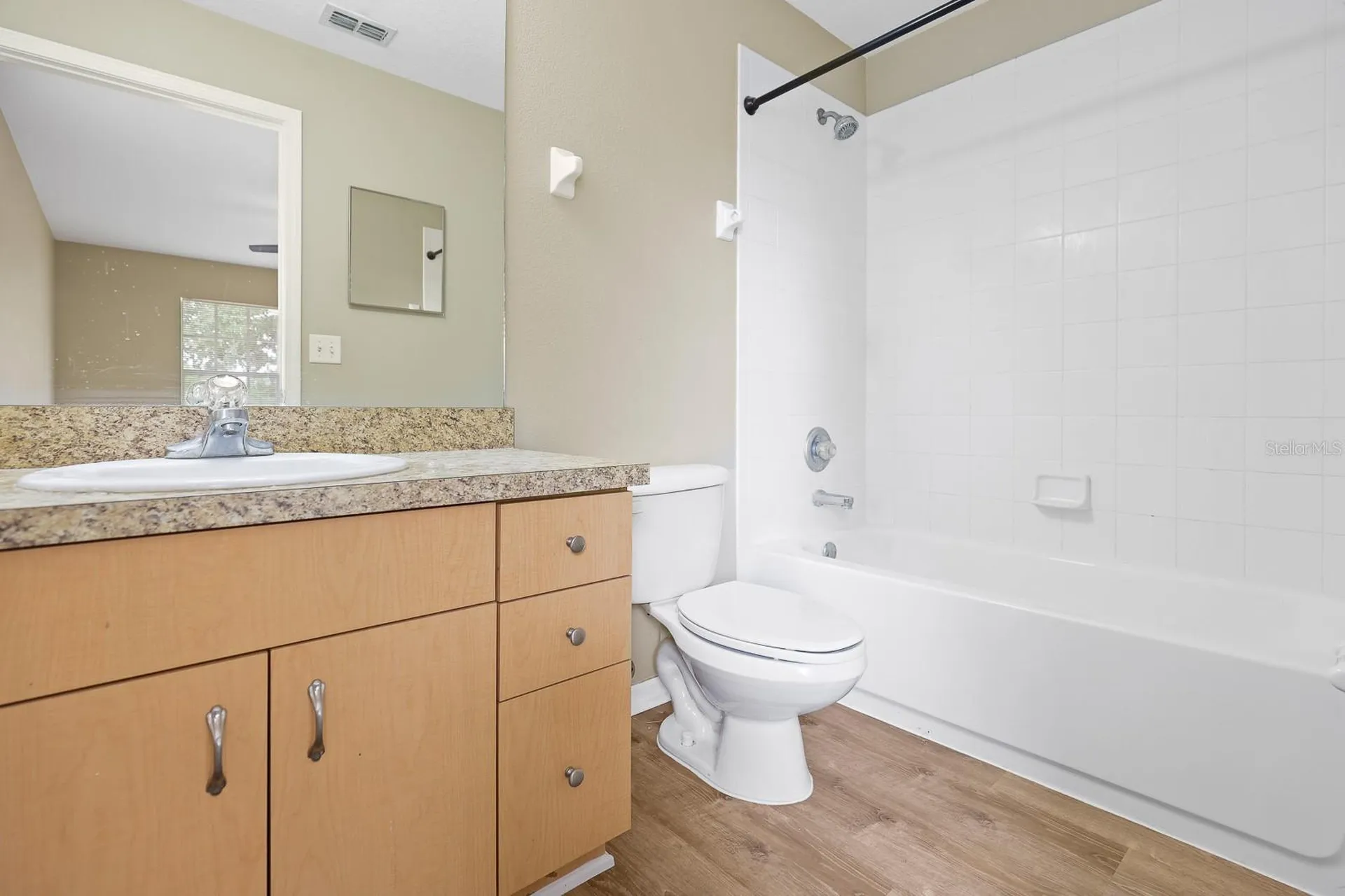 2106 Pleasant View Avenue Ruskin FL 33570