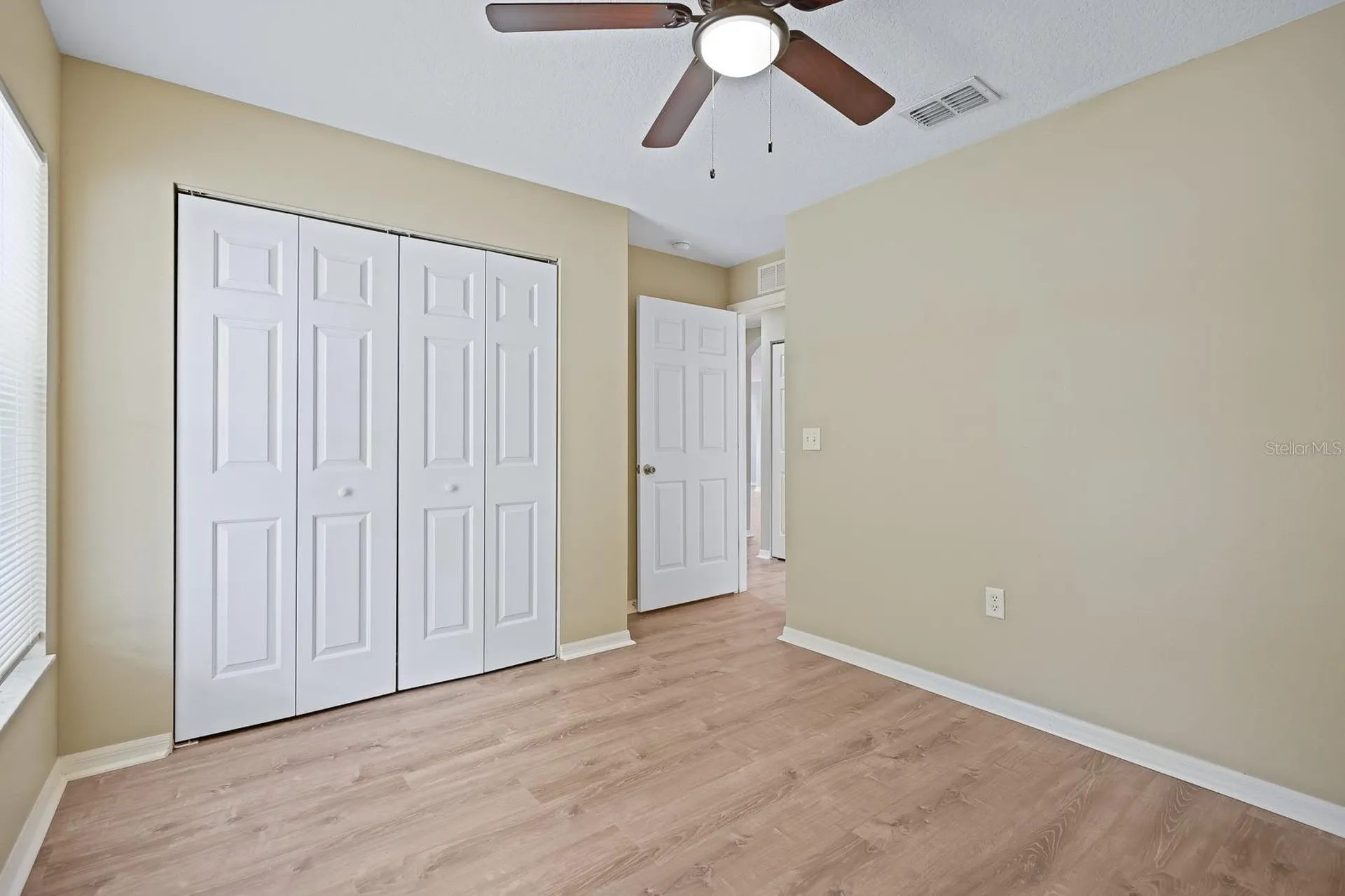 2106 Pleasant View Avenue Ruskin FL 33570