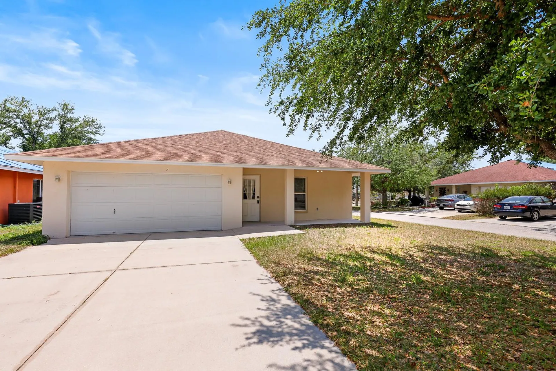 2106 Pleasant View Avenue Ruskin FL 33570