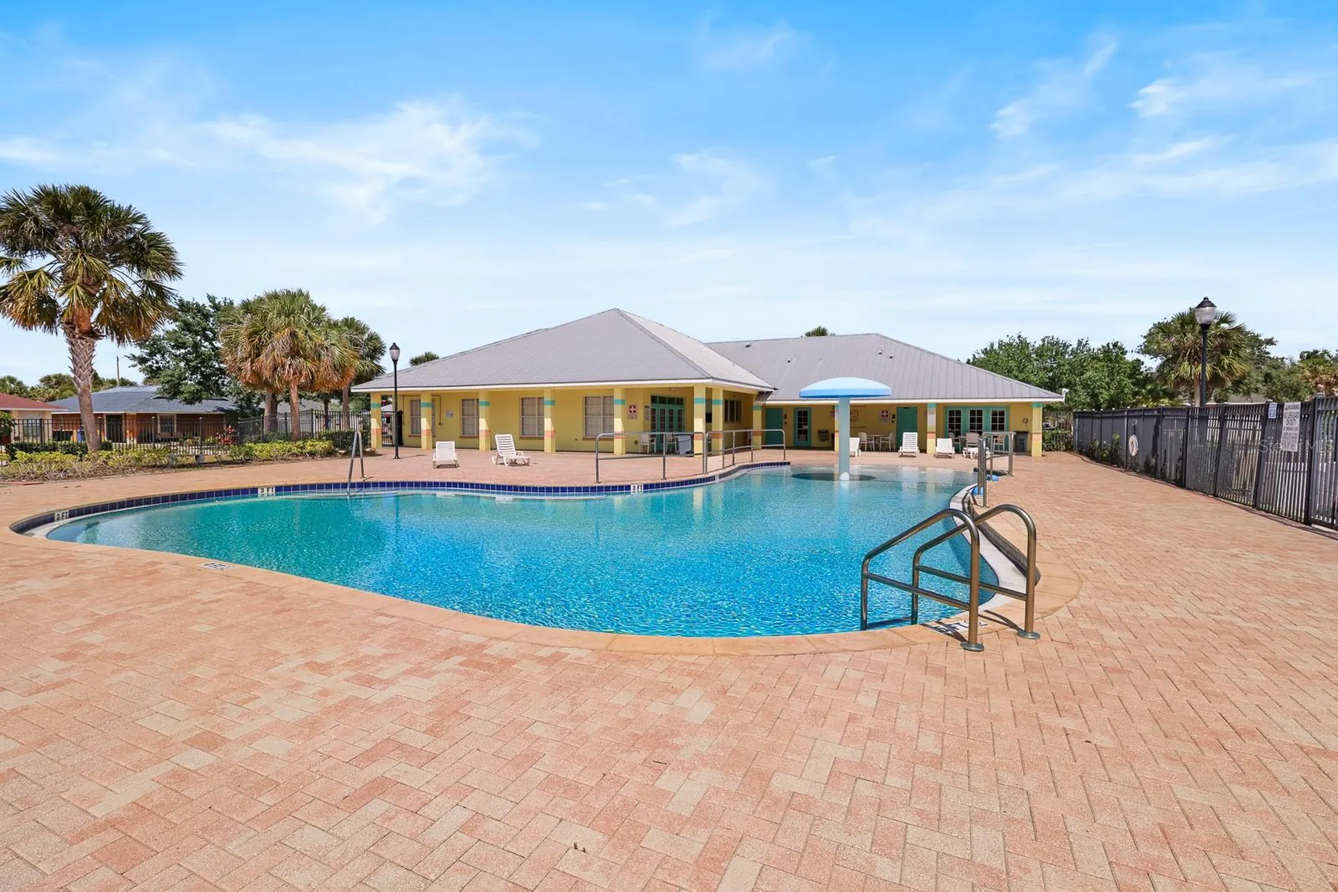 2106 Pleasant View Avenue Ruskin FL 33570