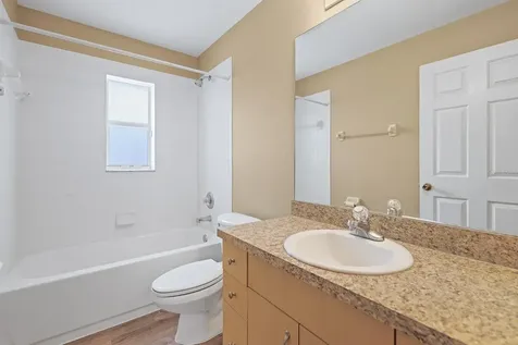 2106 Pleasant View Avenue Ruskin FL 33570