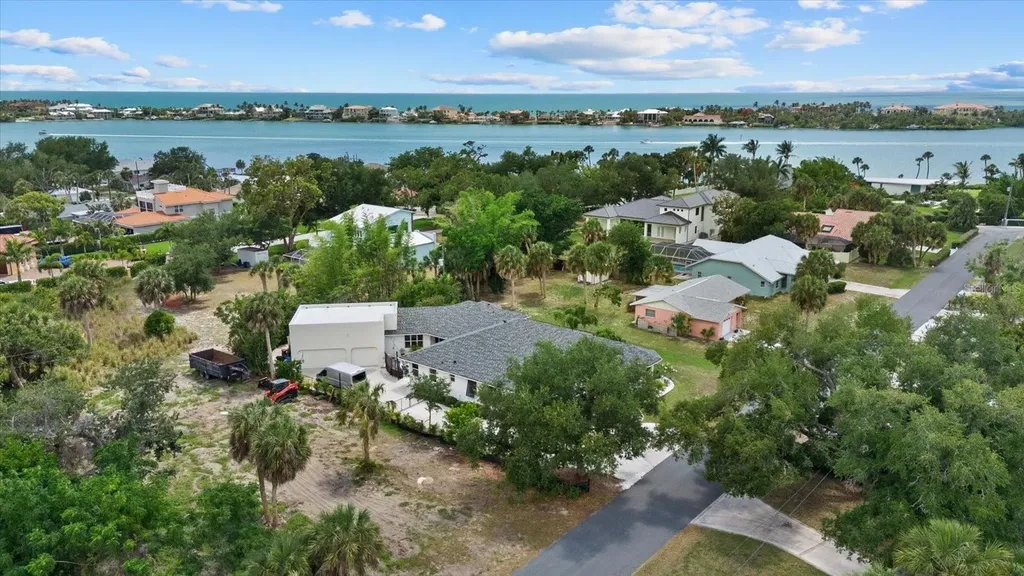 613 Indiana Avenue Nokomis FL 34275