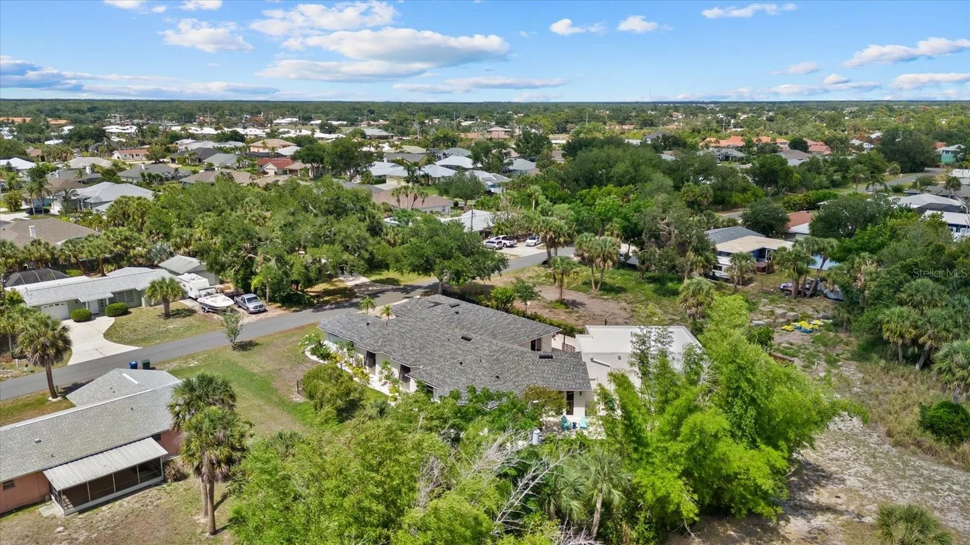 613 Indiana Avenue Nokomis FL 34275
