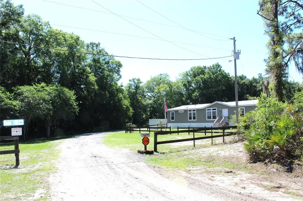 175 E San Jose Street Palatka FL 32177