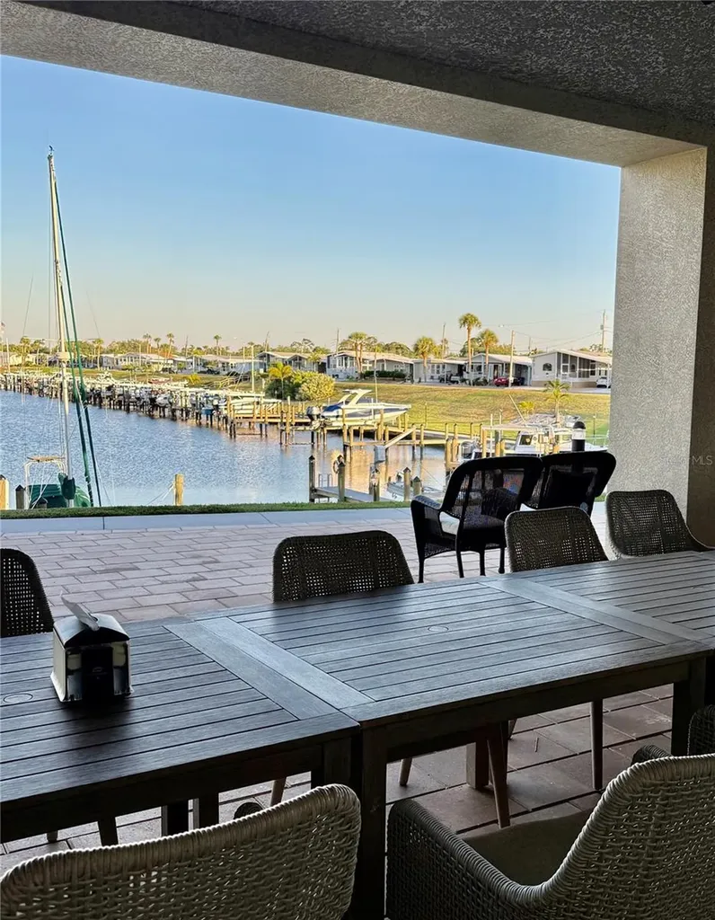 603 S Green Circle Venice FL 34285