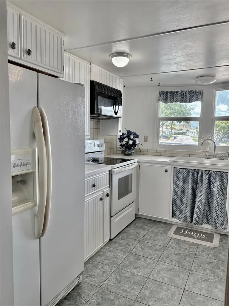 603 S Green Circle Venice FL 34285