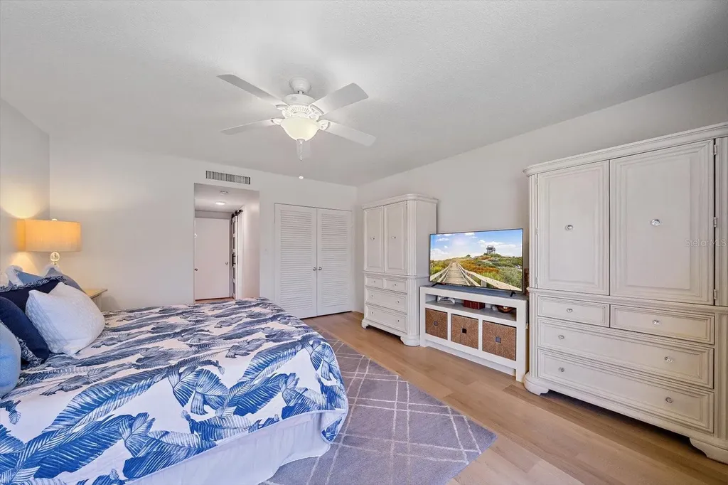 100 Sands Point Road Longboat Key FL 34228