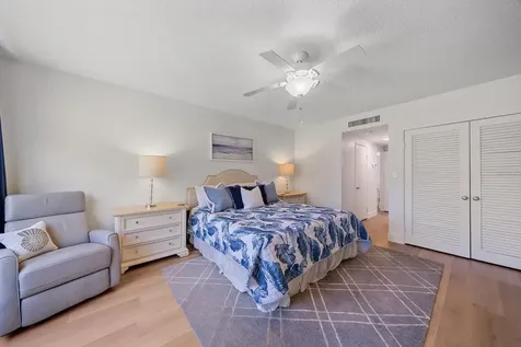 100 Sands Point Road Longboat Key FL 34228