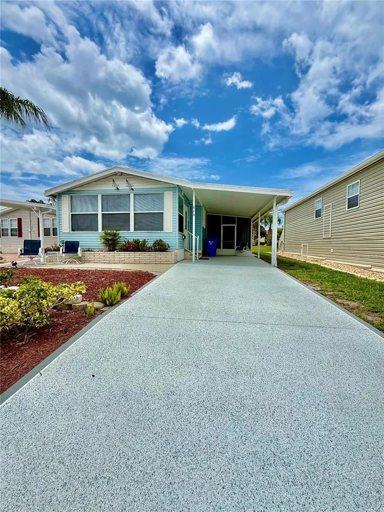 615 S Green Circle Venice FL 34285