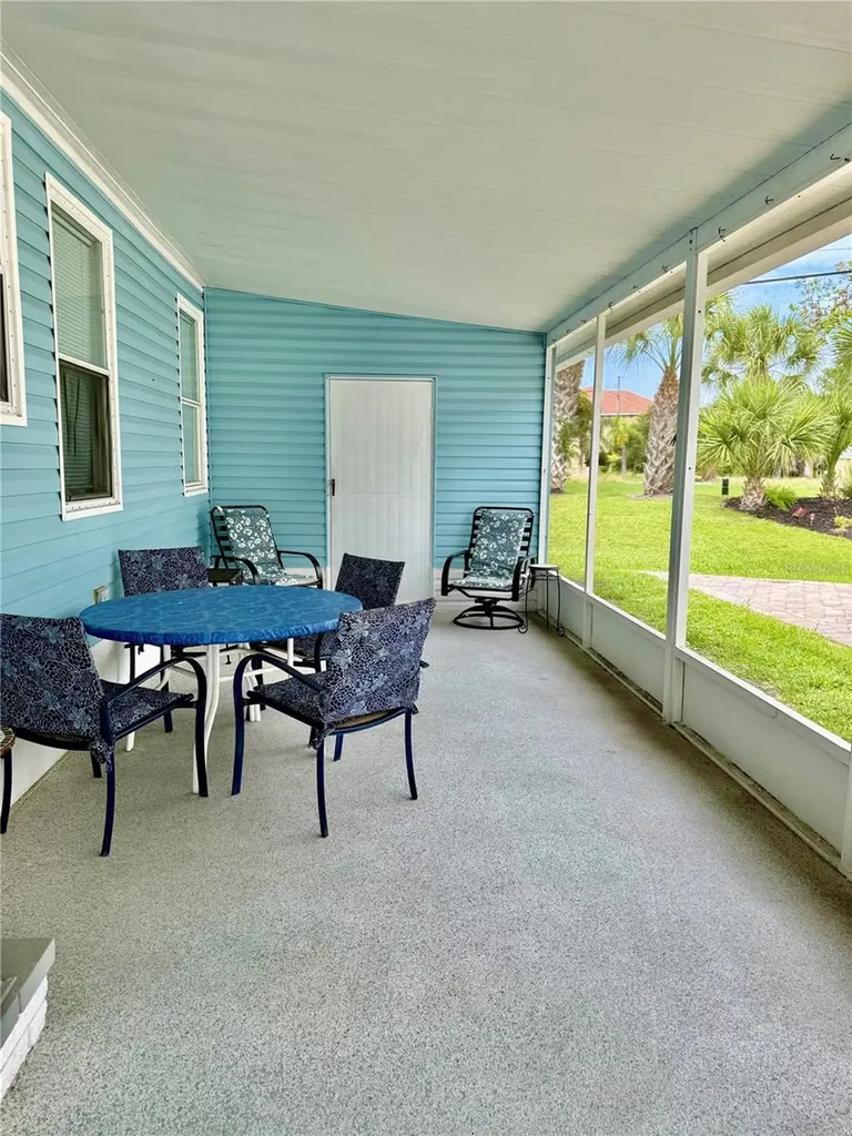 615 S Green Circle Venice FL 34285